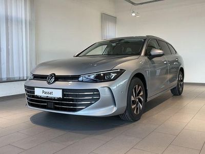 Nowe VW Passat Comfortline 150 KM (110 kW) 2025 Srebrny Sedan/Limuzyna