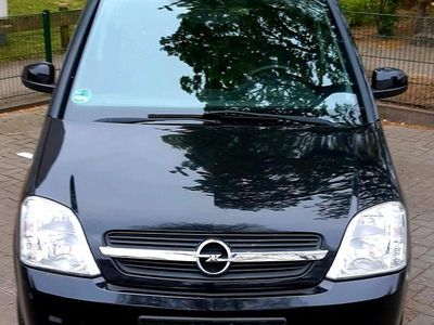 Begagnad Opel Meriva 90 HK (66 kW) 2004 Svart Minibuss