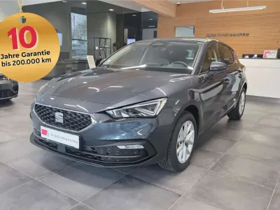 Neu Seat Leon Style 116 PS (85 kW) 2026 Grau Limousine