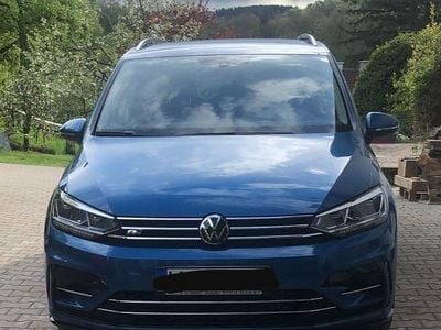 Usado VW Touran R-line 150 HP (110 kW) 2021 Azul Monovolume