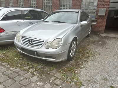 Mercedes C180