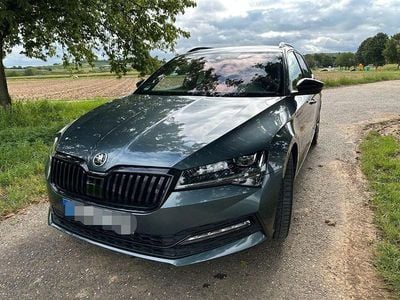 Gebraucht Skoda Superb SportLine 190 PS (139 kW) 2020 Grau Kombi