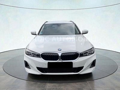 Gebraucht BMW 318 156 PS (114 kW) 2024 Weiß Kombi