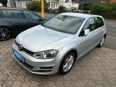 Gebraucht VW Golf VII Comfortline 125 PS (91 kW) 2016 Silber Limousine