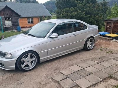 BMW 323