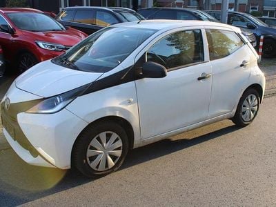 Usata Toyota Aygo 69 CV (50 kW) 2015 Bianco Utilitaria