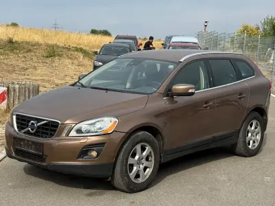Gebraucht Volvo XC60 163 PS (119 kW) 2009 Braun SUV