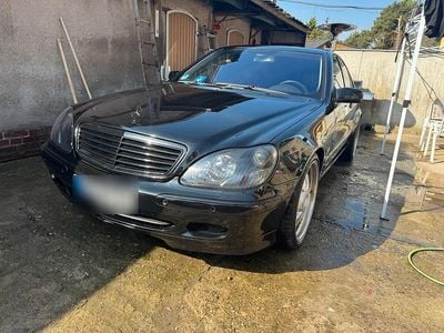 Second-hand Mercedes S500 306 CP (225 kW) 2002 Negru Berlinǎ
