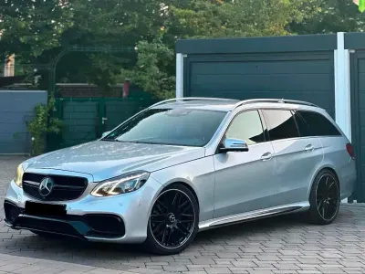 Gebraucht Mercedes E350 AMG 265 PS (194 kW) 2013 Grau Kombi