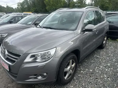 Gebraucht VW Tiguan Highline 170 PS (125 kW) 2009 Grau SUV