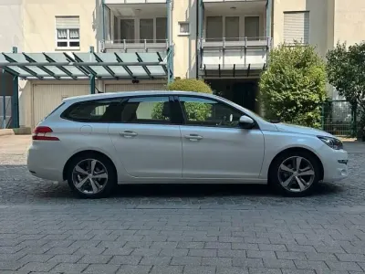 Gebraucht Peugeot 308 SW 116 PS (85 kW) 2014 Kombi