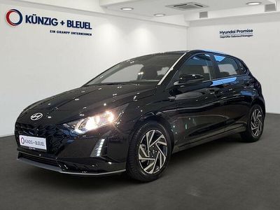 Gebraucht Hyundai i20 Trend 101 PS (74 kW) 2022 Andere farbe Kleinwagen