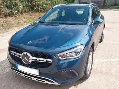 Mercedes GLA200