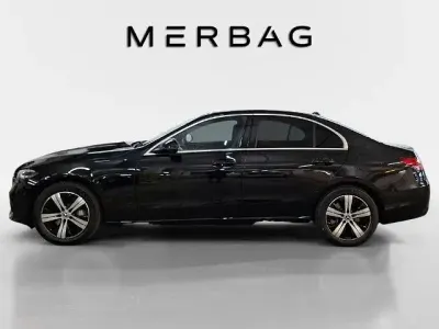 Gebraucht Mercedes C300e Avantgarde 313 PS (230 kW) 2026 Metalliclack obsidianschwarz Limousine