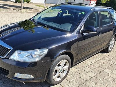 gebraucht Skoda Octavia Combi III Ambition Plus 2,0 TDI DPF 103kW/140PS