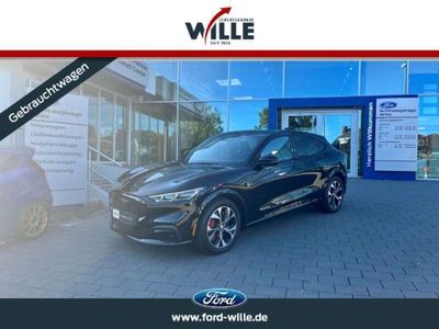 Schwarz Gebraucht 2022 Ford Mustang Mach-E Extended Range SUV | 46.850 €
