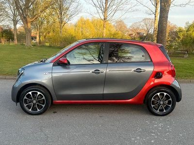 Usata Smart ForFour Basis 71 CV (52 kW) 2016 Grigio Utilitaria