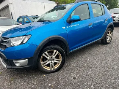 Gebraucht Dacia Sandero Stepway 90 PS (66 kW) 2014 Limousine