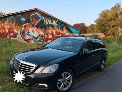 Gebraucht Mercedes E350 Avantgarde 231 PS (169 kW) 2010 Schwarz Kombi