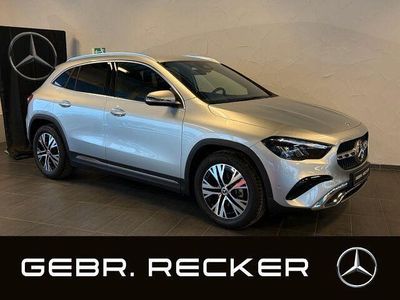 Lack hightechsilber Gebraucht 2024 Mercedes GLA200 Advanced Plus SUV | 37.350 € (Fairer Preis)