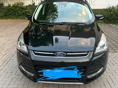 Gebraucht Ford Kuga 163 PS (119 kW) 2013 Schwarz SUV