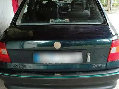 Gebraucht Opel Astra 60 PS (44 kW) 1993 Kleinwagen