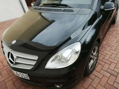 Gebraucht Mercedes B180 109 PS (80 kW) 2008 Schwarz Van / Kleinbus