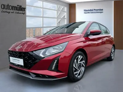 Gebraucht Hyundai i20 Trend 101 PS (74 kW) 2025 Rot Kleinwagen