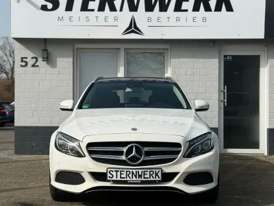 Gebraucht Mercedes C250 204 PS (150 kW) 2015 Weiß Kombi