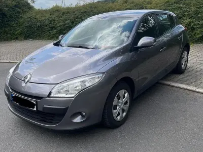 Gebraucht Renault Mégane Expression 101 PS (74 kW) 2009 Limousine