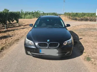 Gebraucht BMW 520 163 PS (119 kW) 2010 Schwarz Kombi