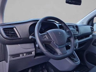 Gebraucht Peugeot Expert 145 PS (106 kW) 2022 Weiß Van