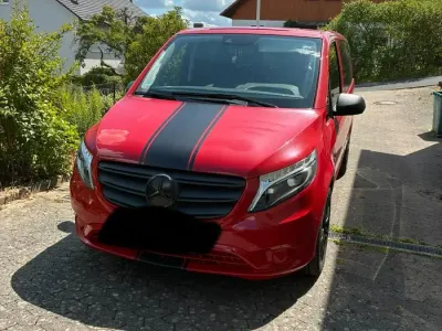 Gebraucht Mercedes Vito 190 PS (139 kW) 2021 Rot Van