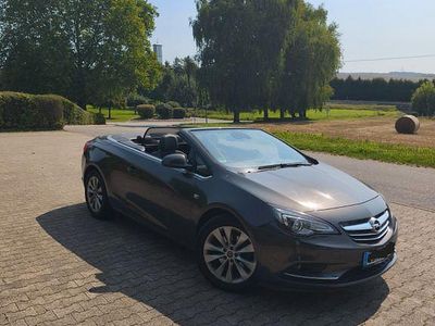 Gebraucht Opel Cascada Edition 165 PS (121 kW) 2015 Grau Cabrio