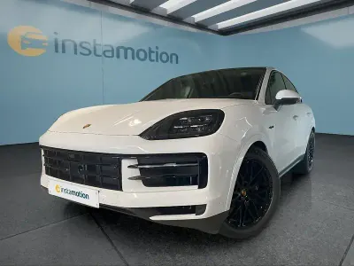 Gebraucht Porsche Cayenne E-Hybrid 470 PS (345 kW) 2025 Weiß SUV