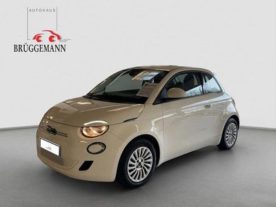 Gebraucht Fiat 500e 69 kW (95 PS) 2023 Weiß Limousine