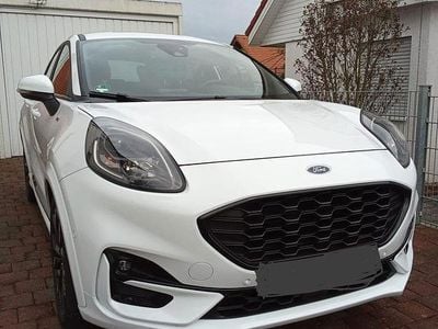 Second-hand Ford Puma ST-Line 155 CP (114 kW) 2023 Alb SUV