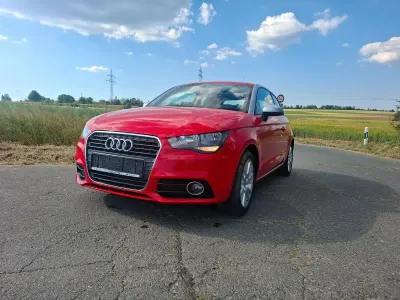 Gebraucht Audi A1 Ambition 122 PS (89 kW) 2011 Rot Kleinwagen