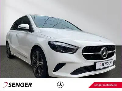 Gebraucht Mercedes B180 Progressive 136 PS (100 kW) 2025 Weiß Van / Kleinbus