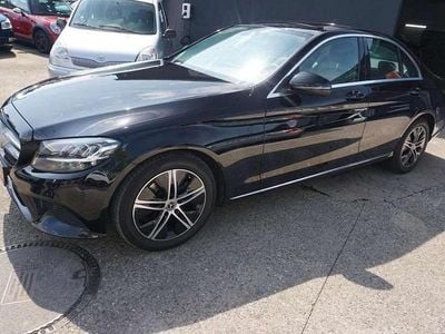 Gebraucht Mercedes C180 156 PS (114 kW) 2020 Obsidianschwarz  metalliclack Limousine