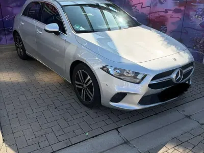 Gebraucht Mercedes A180 Progressive 136 PS (100 kW) 2021 Silber Kombi
