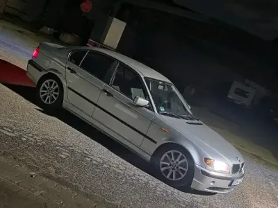 Gebraucht BMW 318 143 PS (105 kW) 2004 Silber Limousine