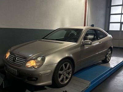 Mercedes C180