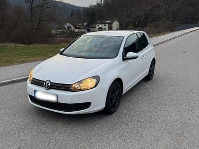 Gebraucht VW Golf VI Comfortline 102 PS (75 kW) 2009 Weiß Kleinwagen