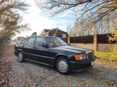Gebraucht Mercedes 190 185 PS (136 kW) 1987 Schwarz Limousine