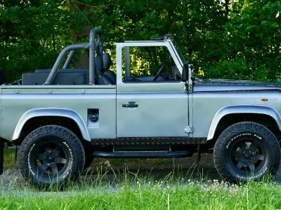 Gebraucht Land Rover Defender 173 PS (127 kW) 1988 Grau SUV