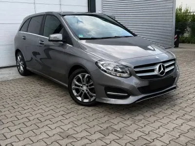 Gebraucht Mercedes B200 136 PS (100 kW) 2016 Grau Kleinwagen