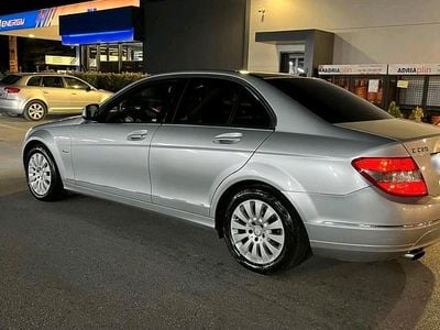 Gebraucht Mercedes C220 170 PS (125 kW) 2010 Grau Limousine