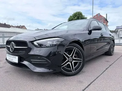Gebraucht Mercedes C200 AMG 163 PS (119 kW) 2023 Obsidianschwarz Kombi