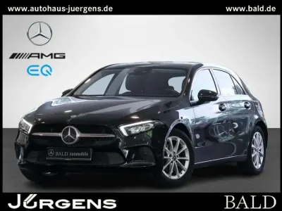 Gebraucht Mercedes A200 Progressive 163 PS (119 kW) 2020 Schwarz kosmosschwarz metallic Limousine